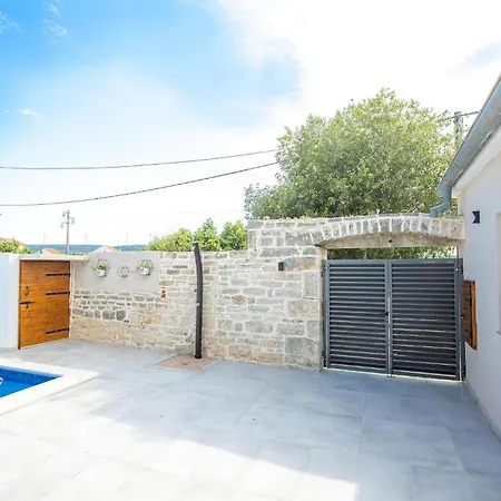 Petra Pridraga Hébergement de vacances