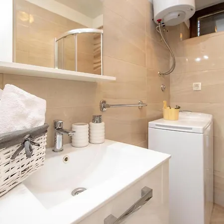 Petra Pridraga Zadar